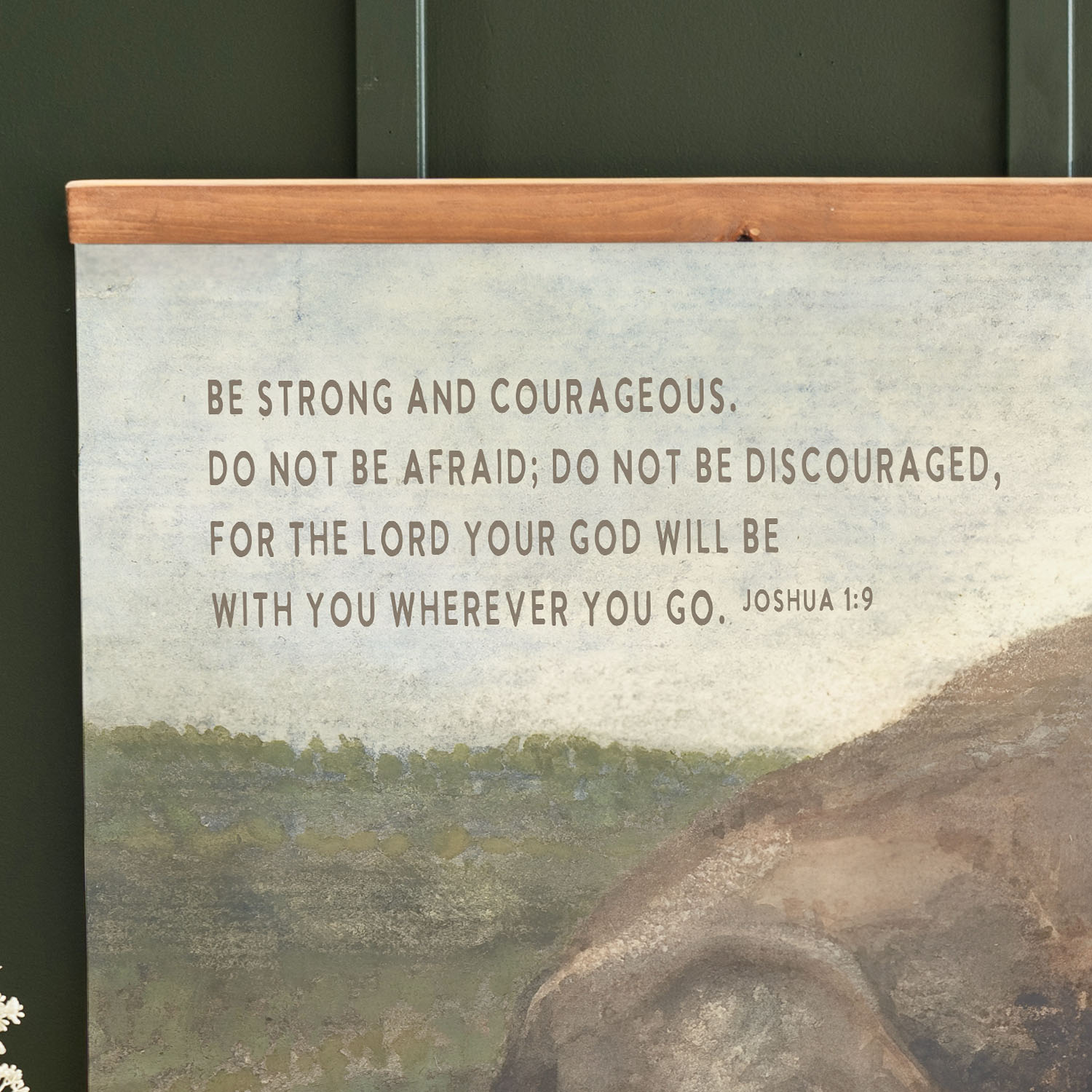 Be Strong | Horizontal Tapestry | 554